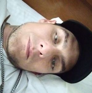 Meet your Posher, Javier